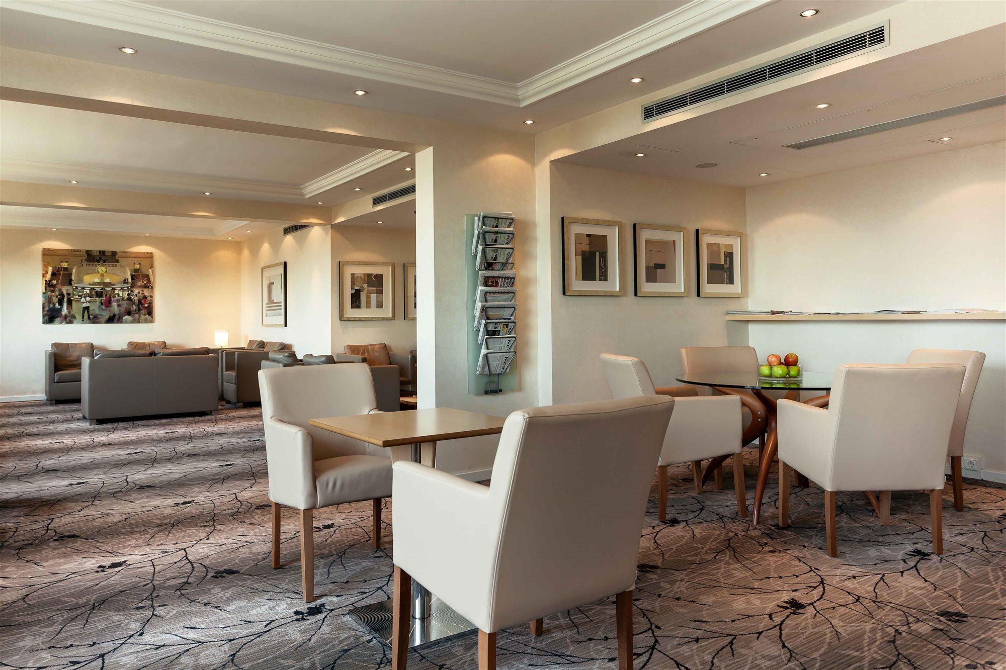 Hampton By Hilton Duesseldorf City Centre Екстериор снимка