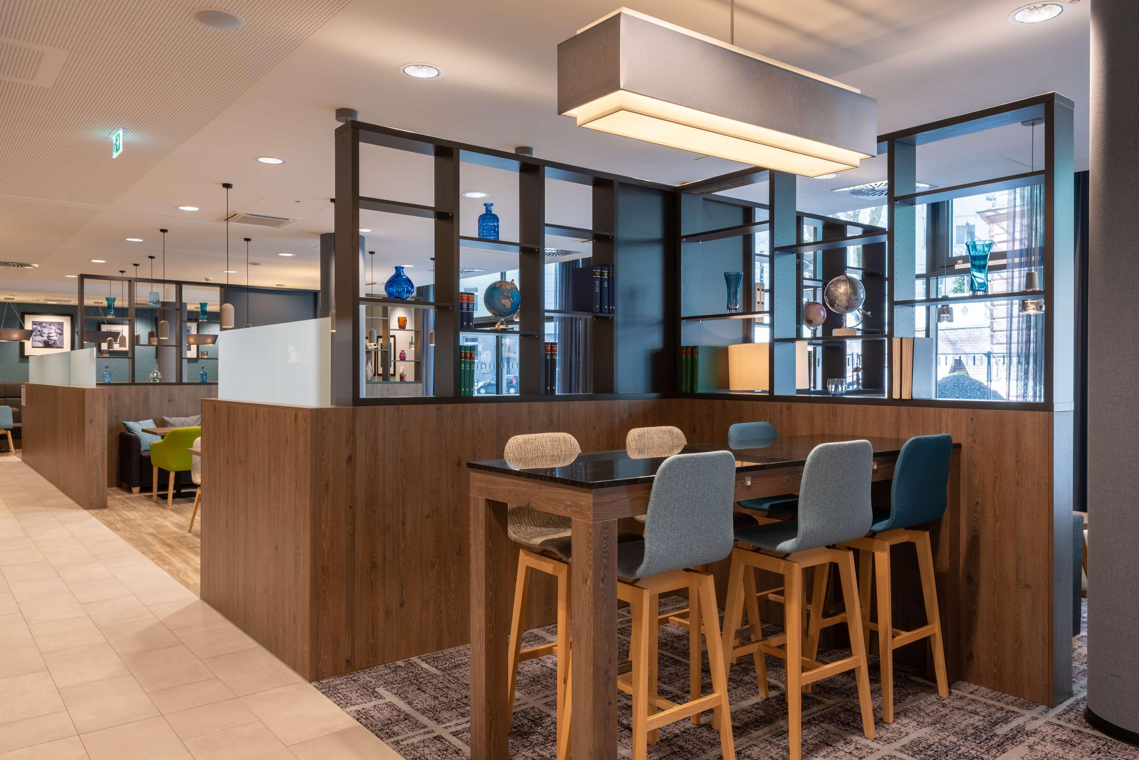 Hampton By Hilton Duesseldorf City Centre Екстериор снимка