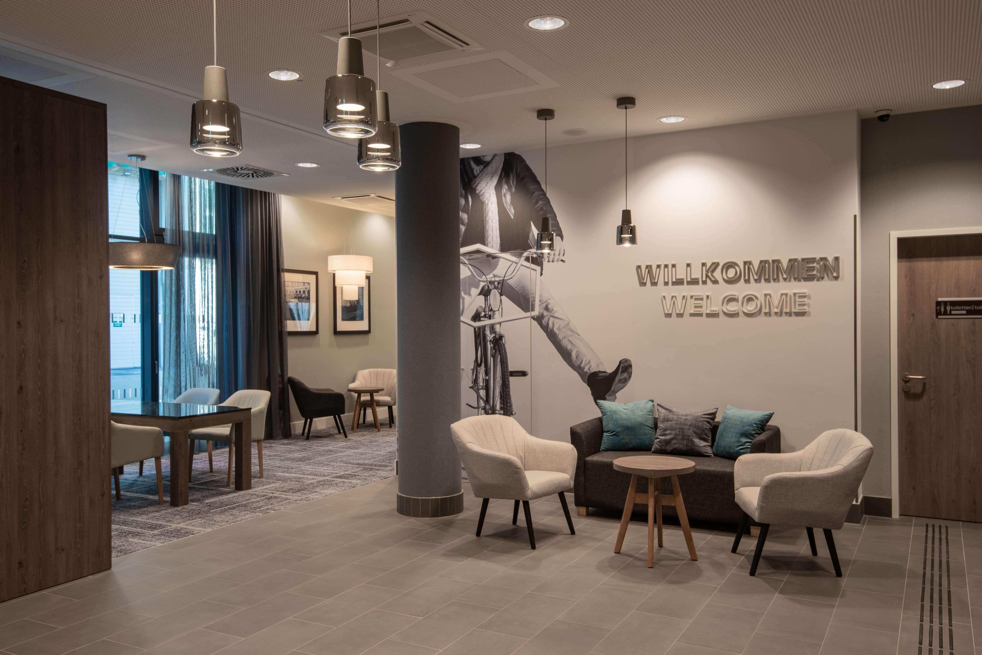 Hampton By Hilton Duesseldorf City Centre Екстериор снимка