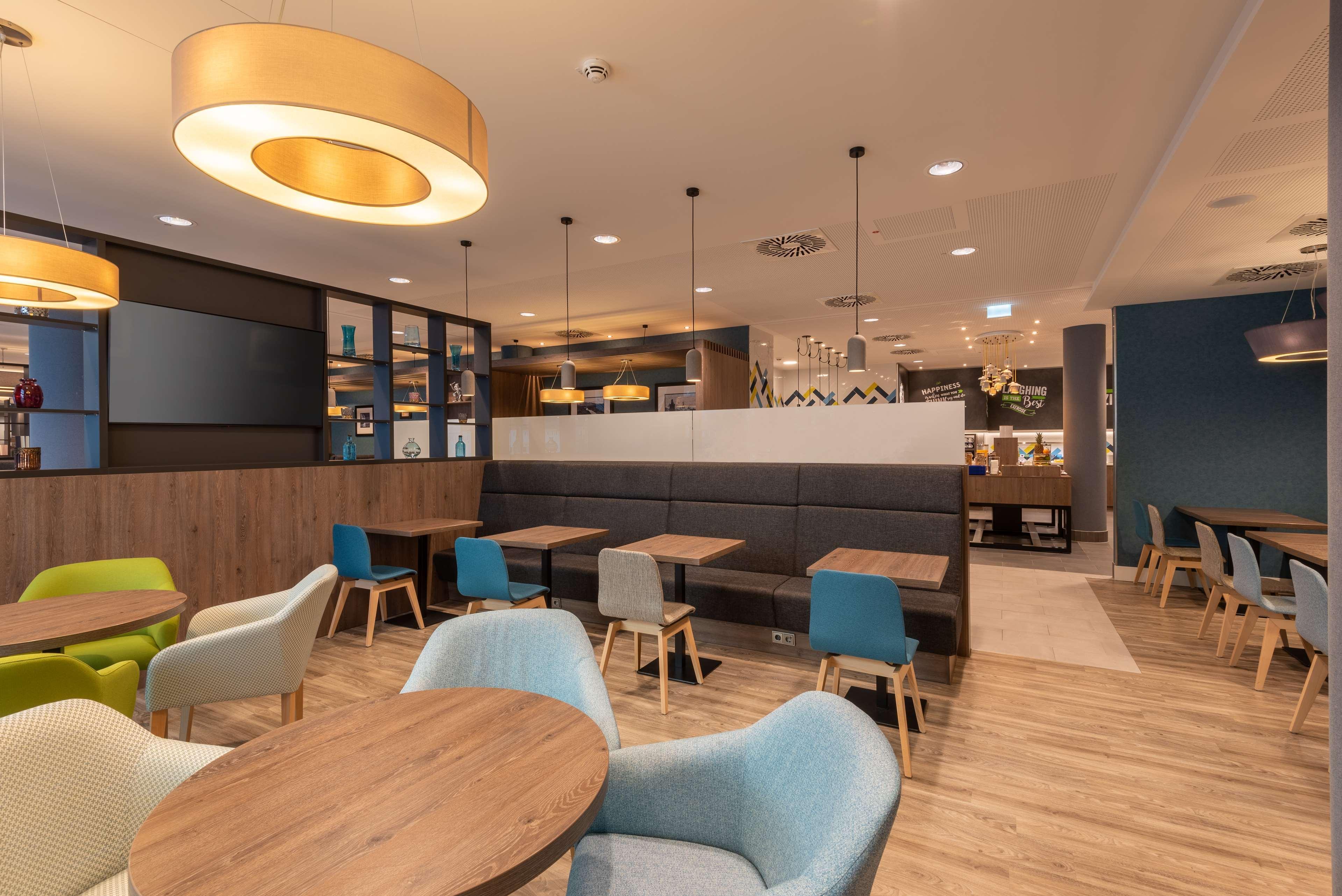 Hampton By Hilton Duesseldorf City Centre Екстериор снимка