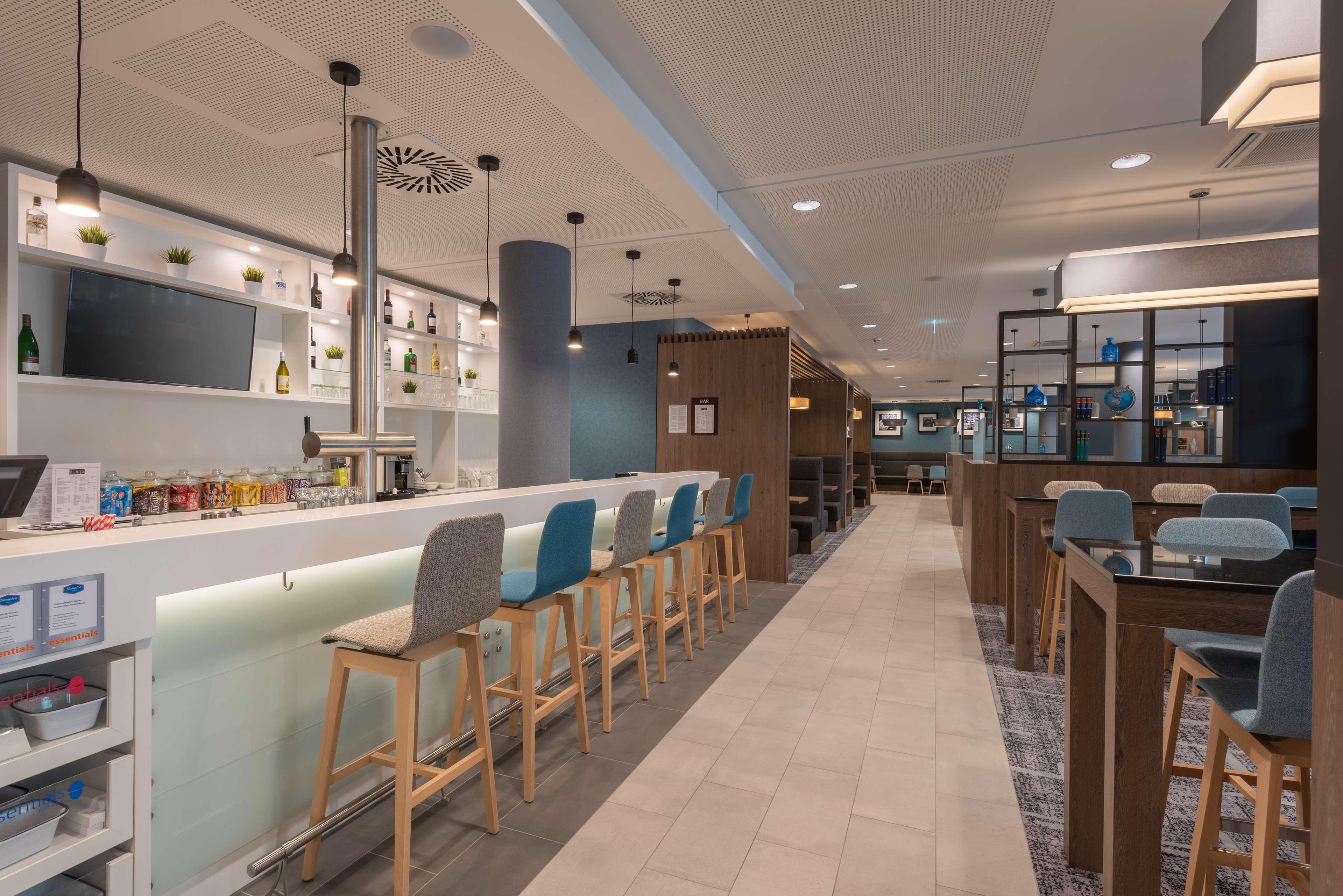 Hampton By Hilton Duesseldorf City Centre Екстериор снимка