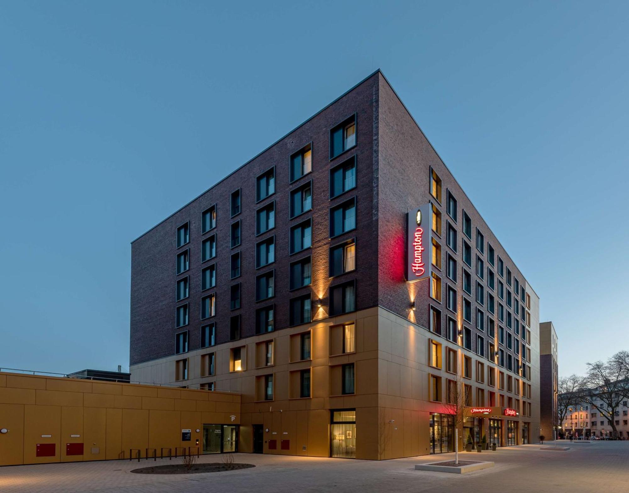 Hampton By Hilton Duesseldorf City Centre Екстериор снимка